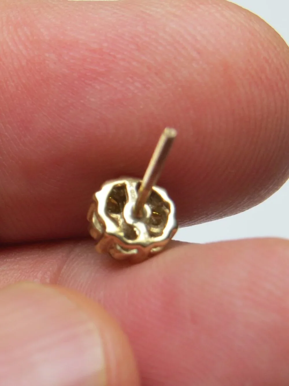 10k Diamond Men's Studs Earring